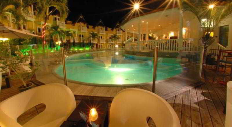 Hotel Exsel Ermitage Saint-Gilles-les Bains Exterior foto